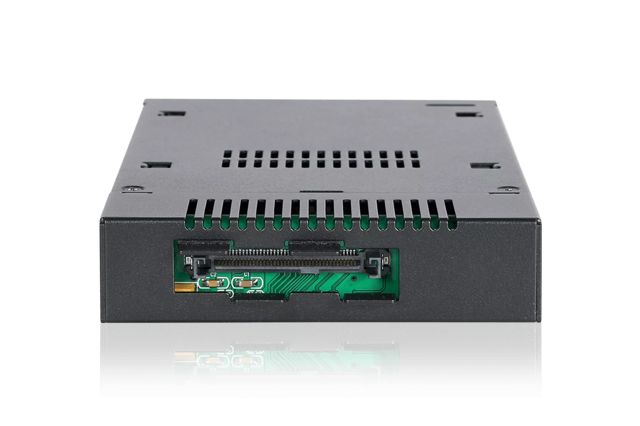 StarTech.com U.2 to M.2 Adapter for U.2 NVMe SSD - M.2 PCIe x4 Host  Interface - U.2 SSD SFF-8643 Adapter - M2 PCIe