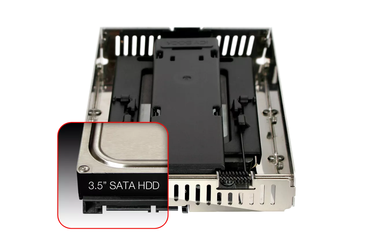 MB382SP-3B_Open Air 2.5” to 3.5” SAS / SATA (22pin) HDD & SSD 