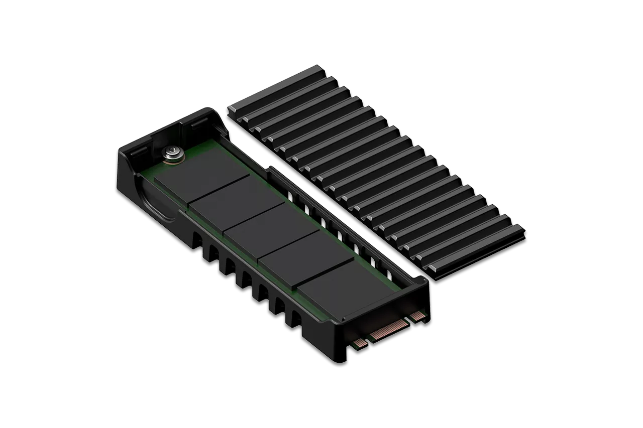 CP074-1_4 x M.2 NVMe SSD to PCIe x16 Mobile Rack for PCIe Expansion Slot  with Blower Fan and Aluminum Heatsink (FHHL)