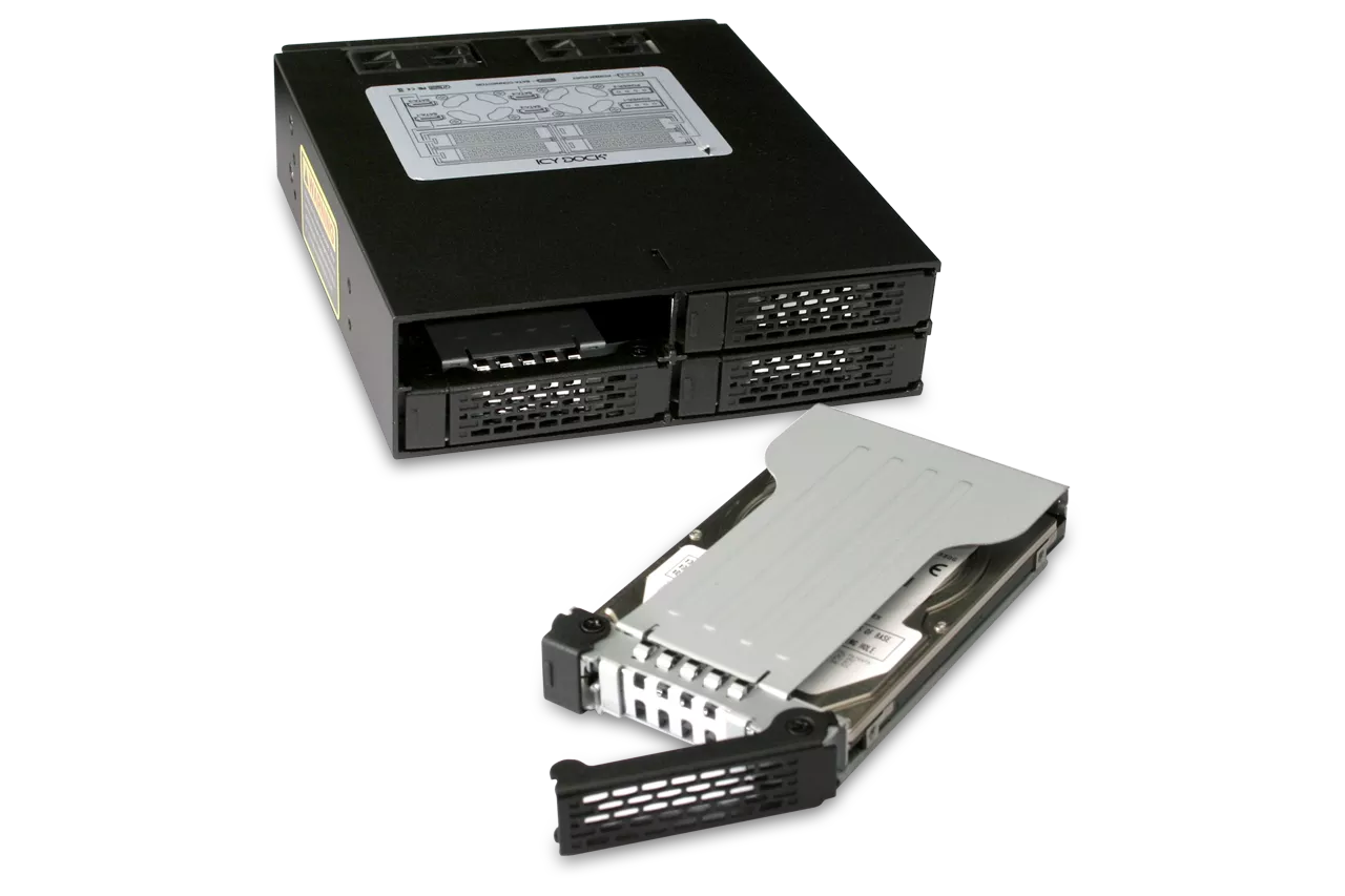 Icy Dock FlexiDOCK MB024SP-B Drive Enclosure 12Gb/s SAS, SATA/600 - Serial  ATA/600 Host Interface External - Black